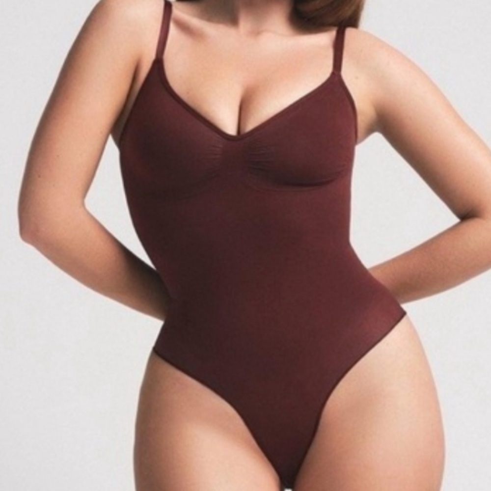 Skims Oxblood Seamless Sculpt‎  Brief Bodysuit
